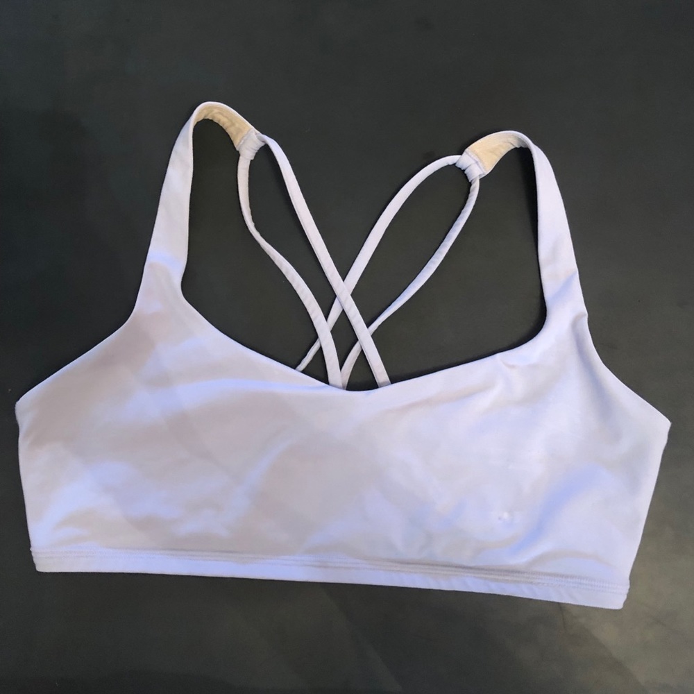 Lululemon Free to Be Lavender Sports Bra Size 8